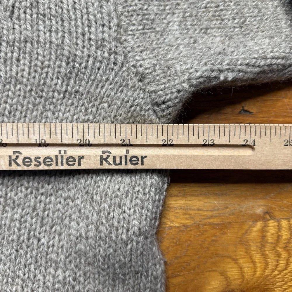 Vintage Abercrombie Fitch Cable Knit Shetland Wool Crewneck Sweater Sz M / L - Picture 8 of 15